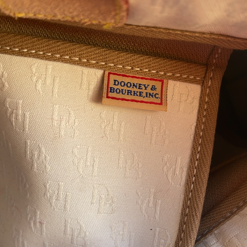 NWOT DOONEY & BOURKE VINTAGE SIGNATURE CANVAS LEATHER SHOULDER TOTE NEVER USED - Picture 16 of 17